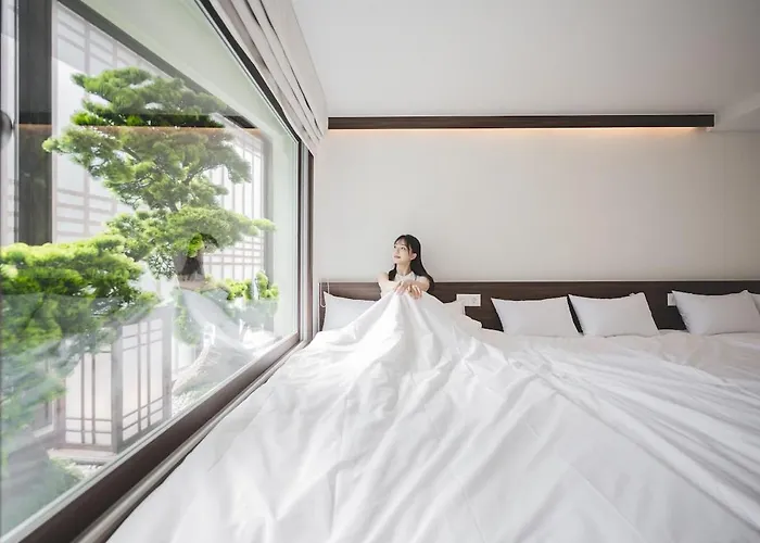 Family For 10 - Jacuzzi - 3 Min To Seomyeon Station - Free Pickup Service * Busan