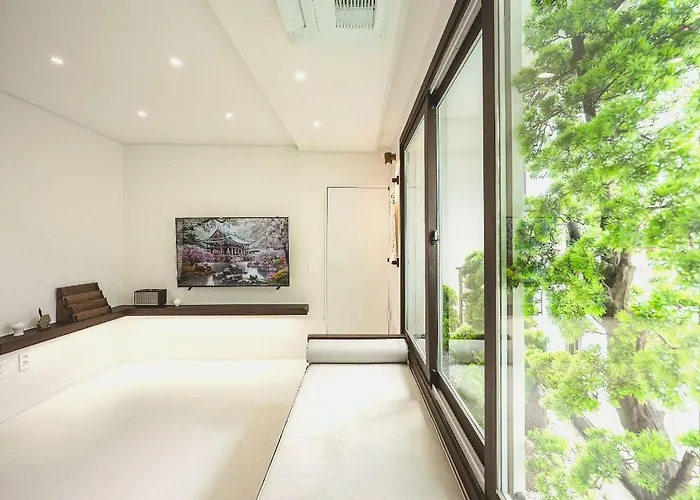 Family For 10 - Jacuzzi - 3 Min To Seomyeon Station - Free Pickup Service *