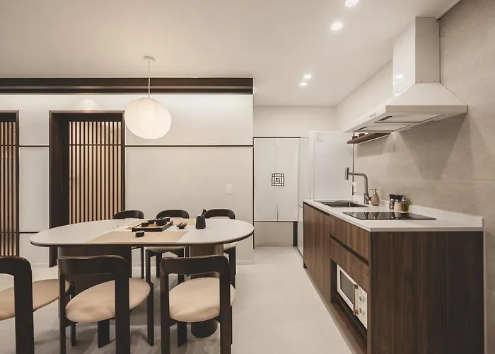 Appartamento Family For 10 - Jacuzzi - 3 Min To Seomyeon Station - Free Pickup Service *