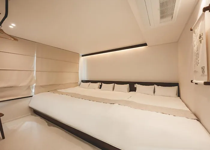 Family For 10 - Jacuzzi - 3 Min To Seomyeon Station - Free Pickup Service Appartamento
